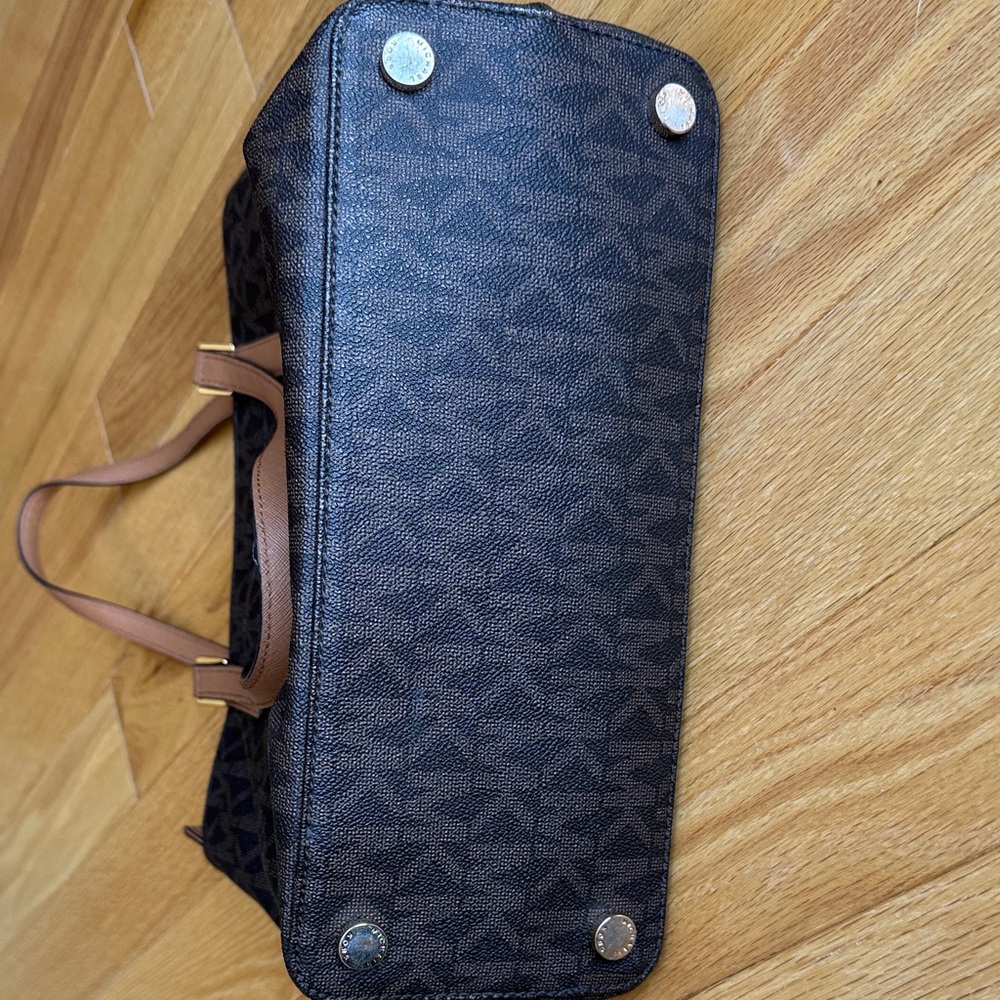 Michael Kors Morgan Medium Logo Tote Bag - Picture 6 of 9